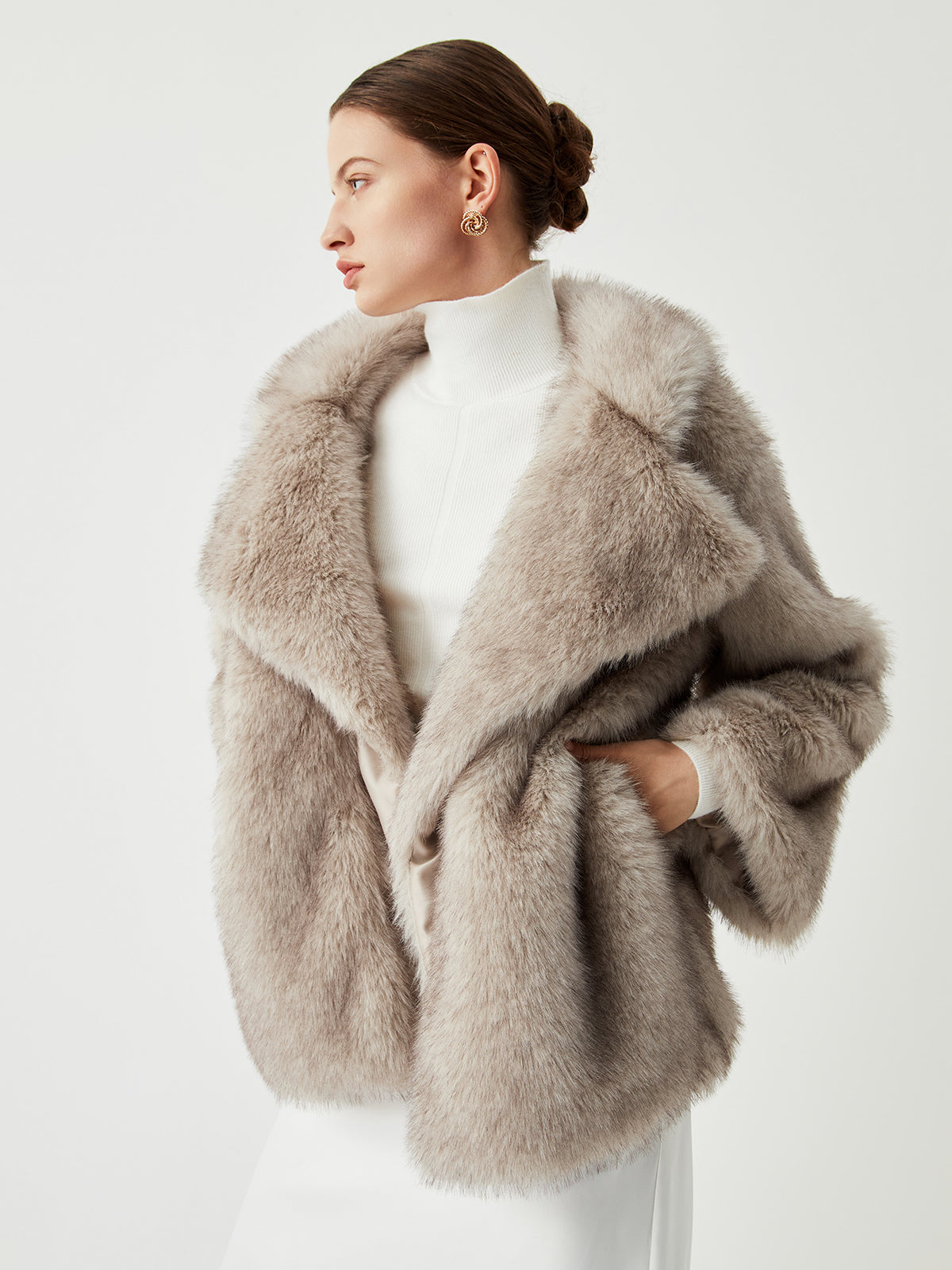 Oversized Collared Faux Fur Coat