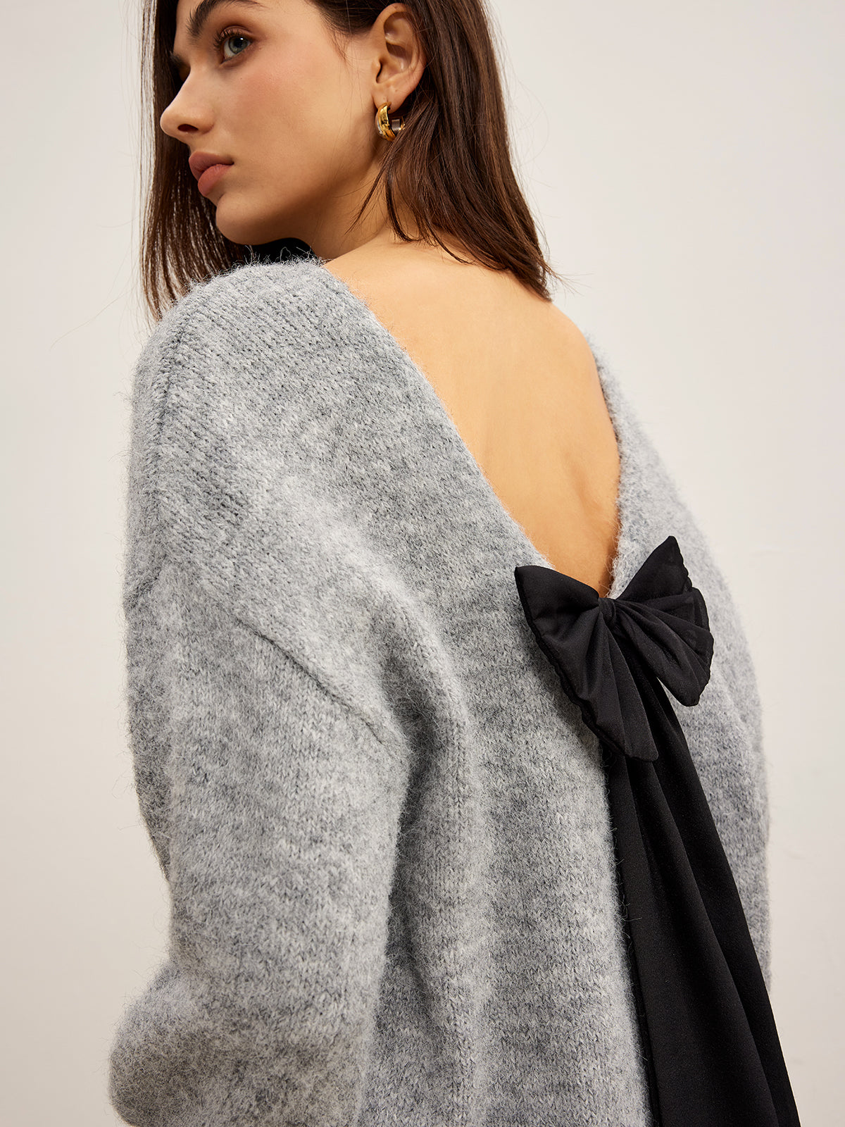 Backless Bow Shift Sweater