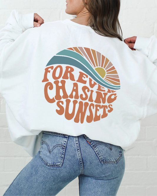 Kira Crewneck - "Forever chasing sunsets"