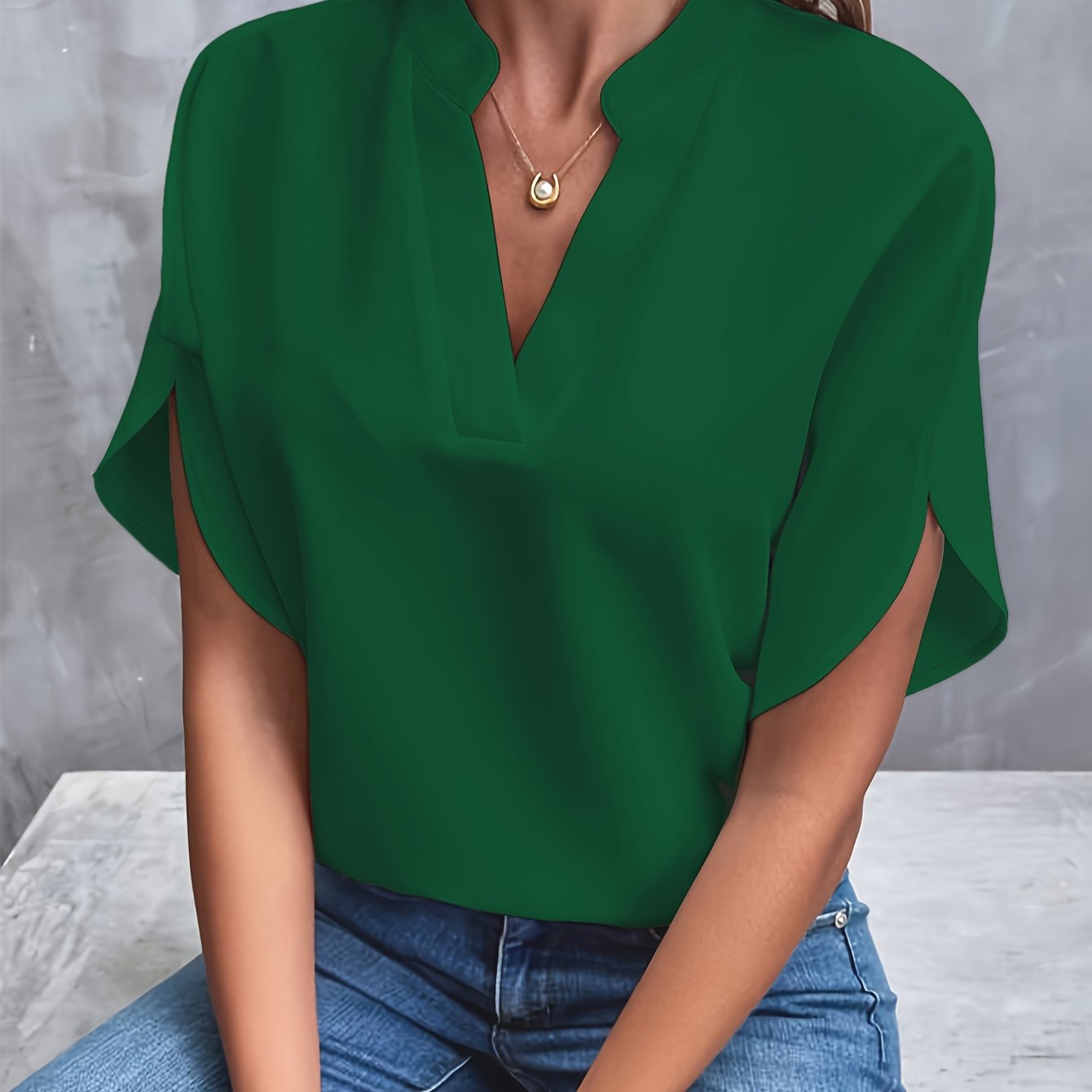 Vera - Elegant lightweight blouse