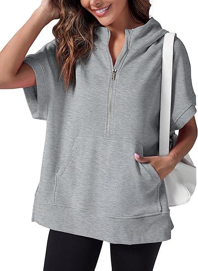 Lilly | Short-sleeved women's top with hood and half zip