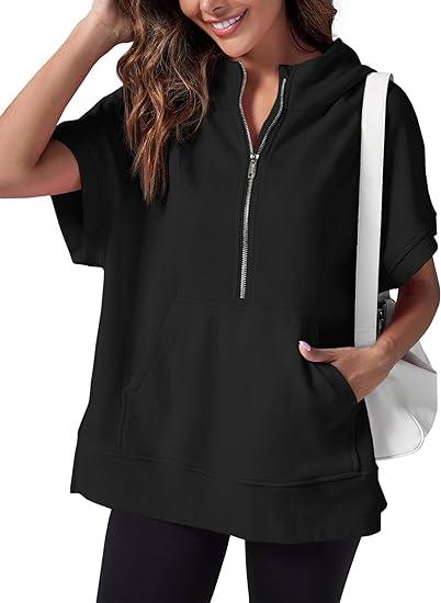 Lilly | Short-sleeved women's top with hood and half zip